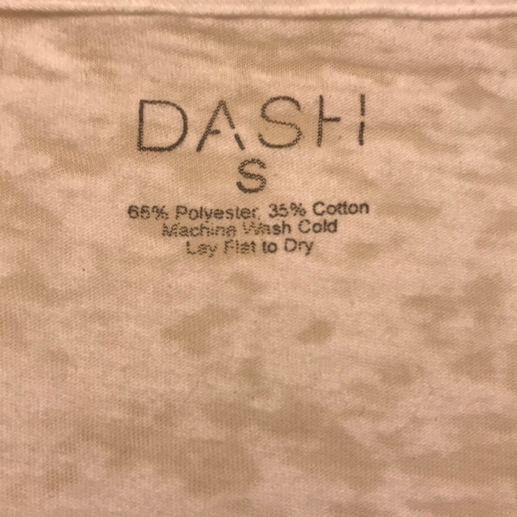 Kardashian DASH store v neck - Picture 3 of 3